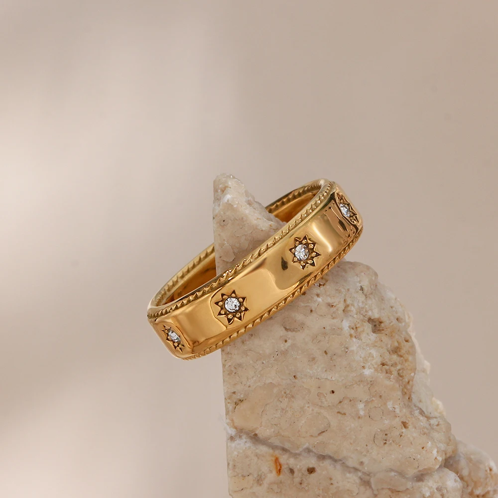 Stellar Milgrain Starburst Ring
