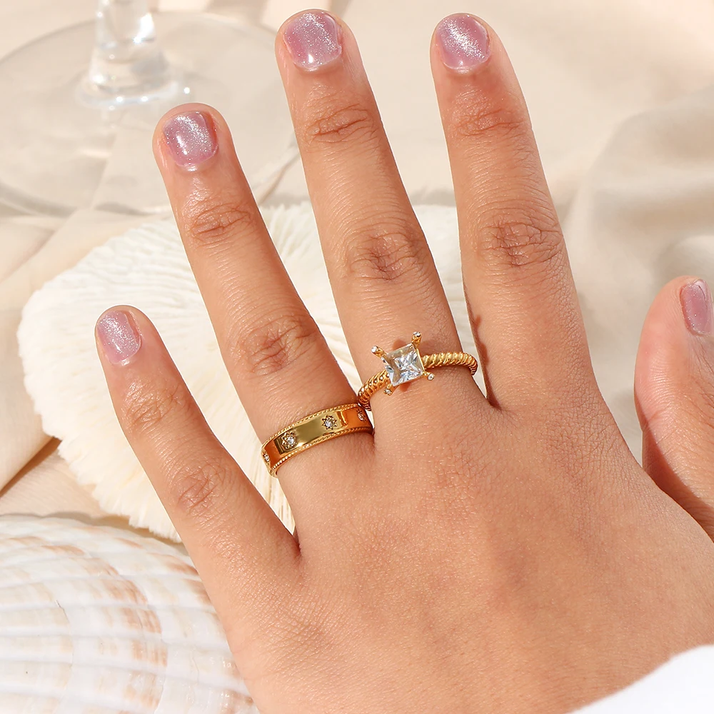 Stellar Milgrain Starburst Ring