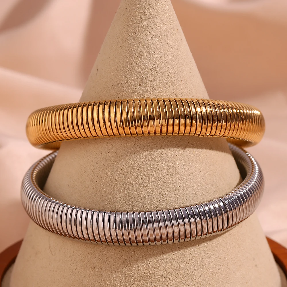 Bold Serpentine Coil Cuff