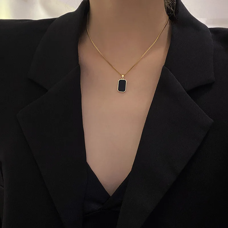 Onyx Edge Pendant Necklace