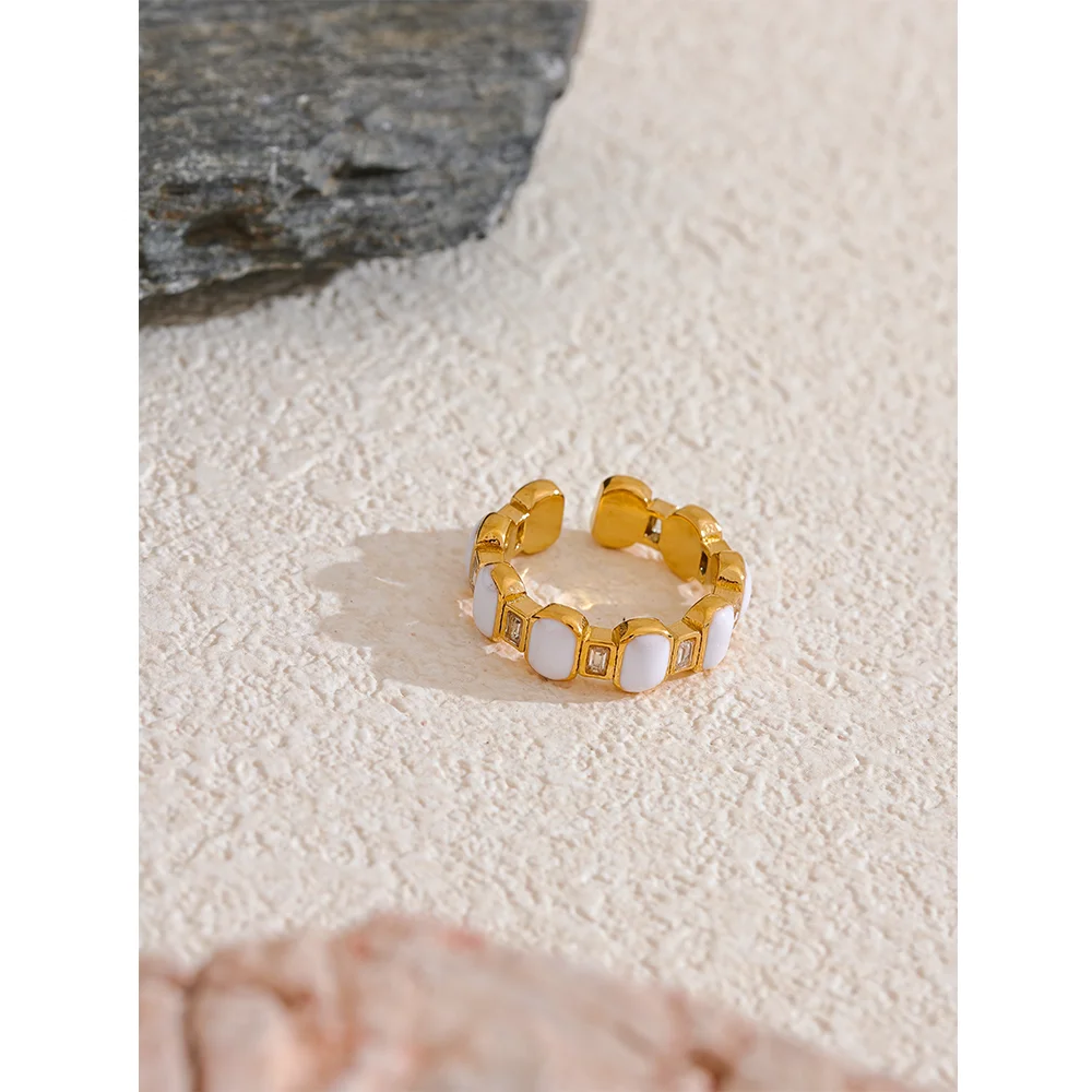 Enamel Link Ring