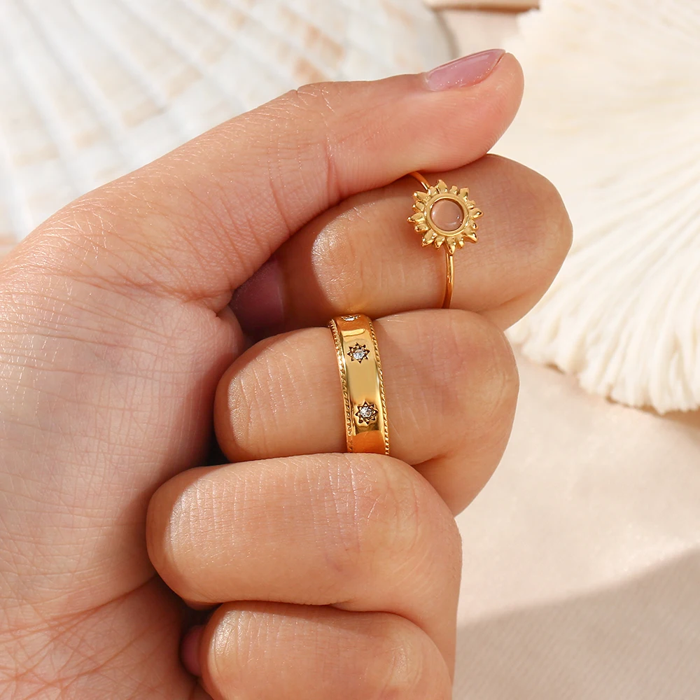 Stellar Milgrain Starburst Ring