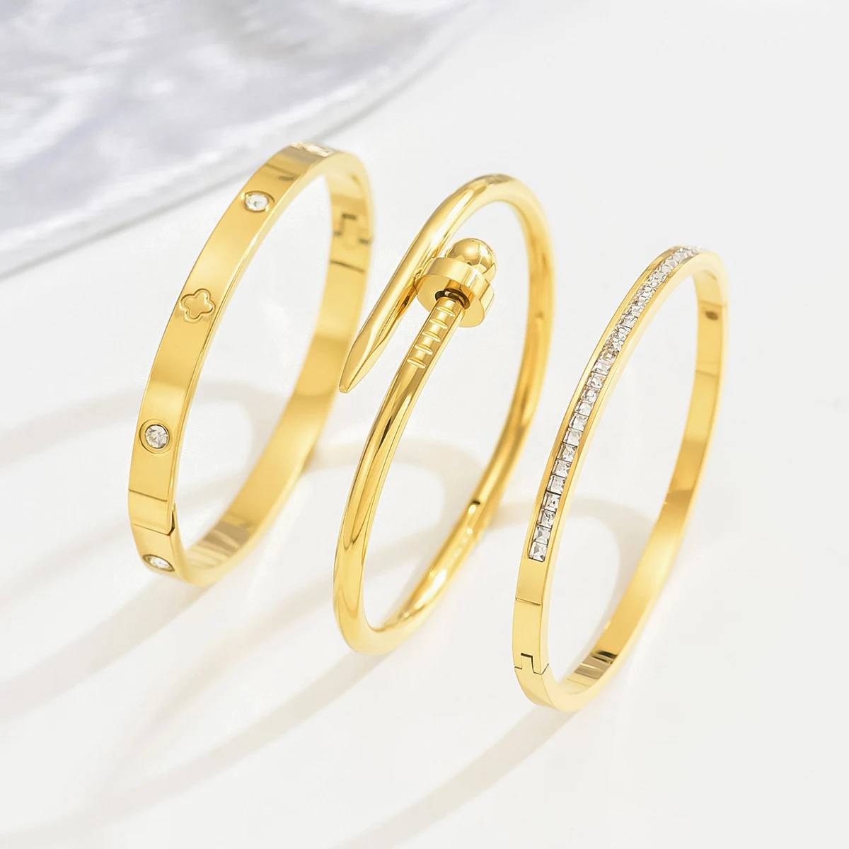 Golden Radiance Bangle Set