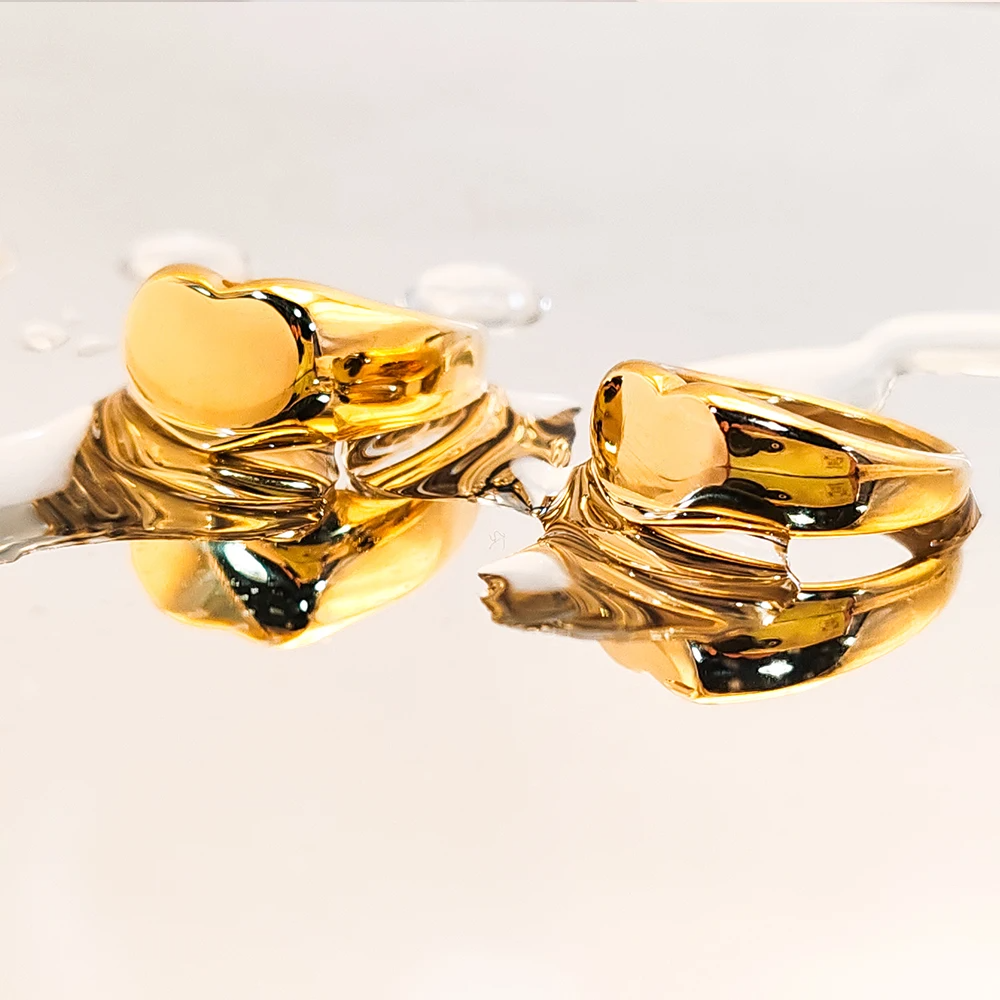 Golden Heart Signet Ring