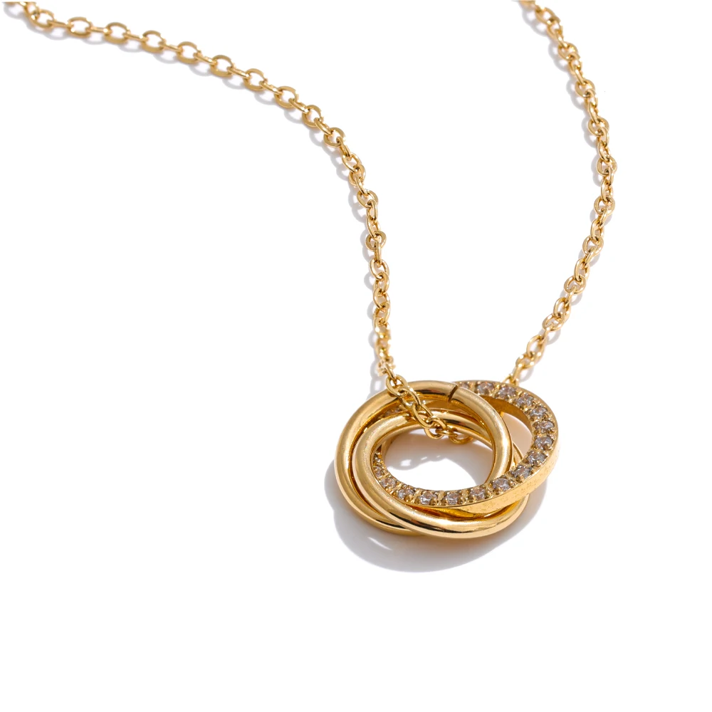 Interlocking Sparkle Circles Necklace