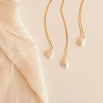 Baroque Pearl Teardrop Necklace