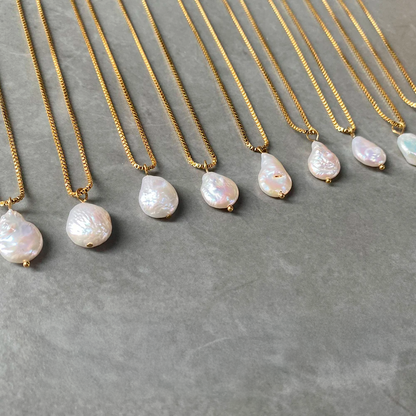 Baroque Pearl Teardrop Necklace