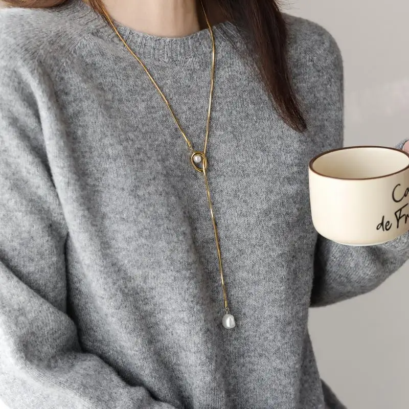 Pearl Loop Lariat Necklace