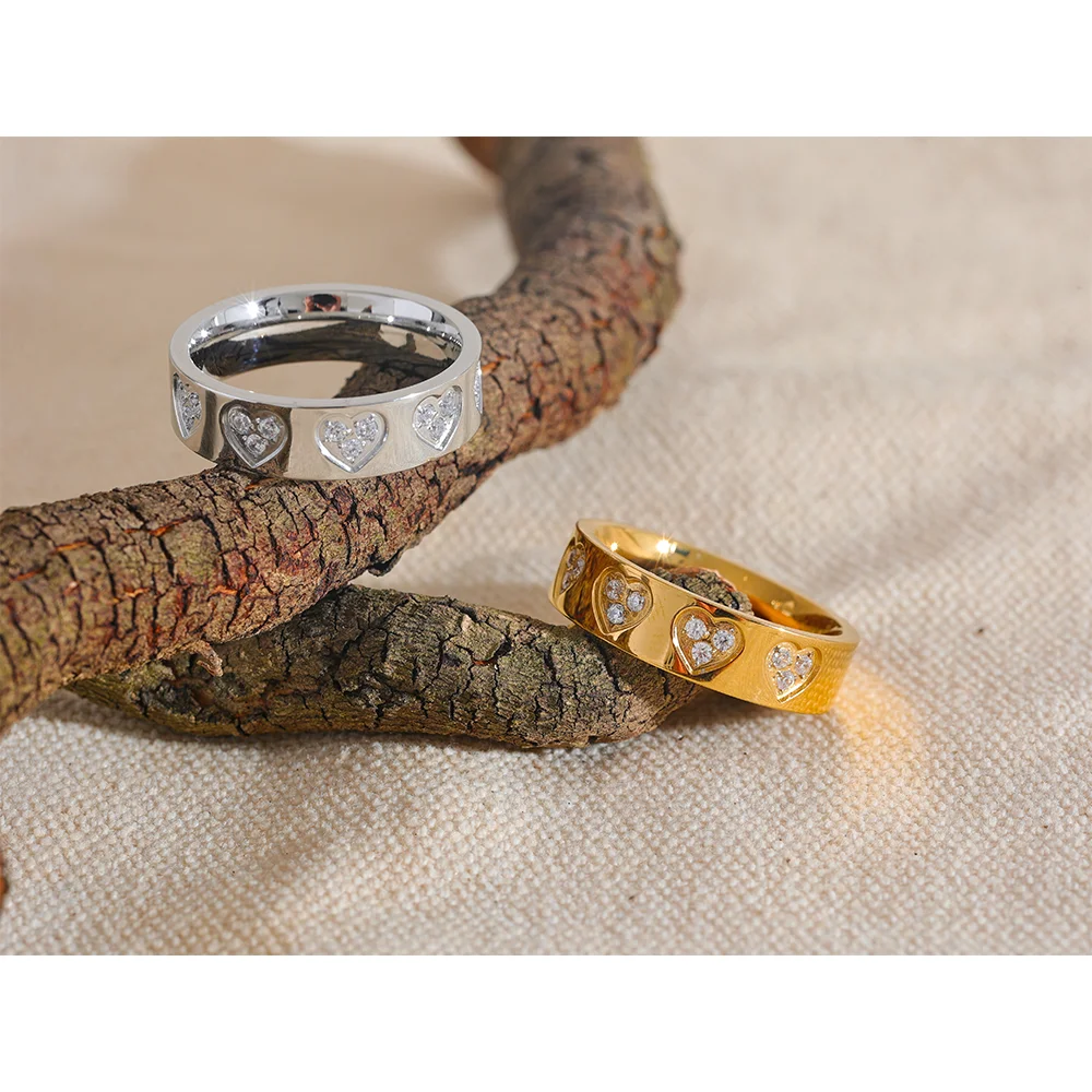 Heartfelt Crystal Ring