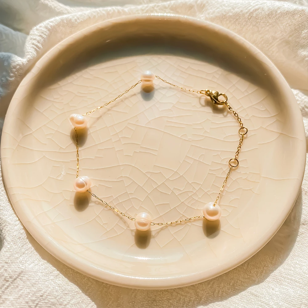 Golden Pearl Station Bracelet
