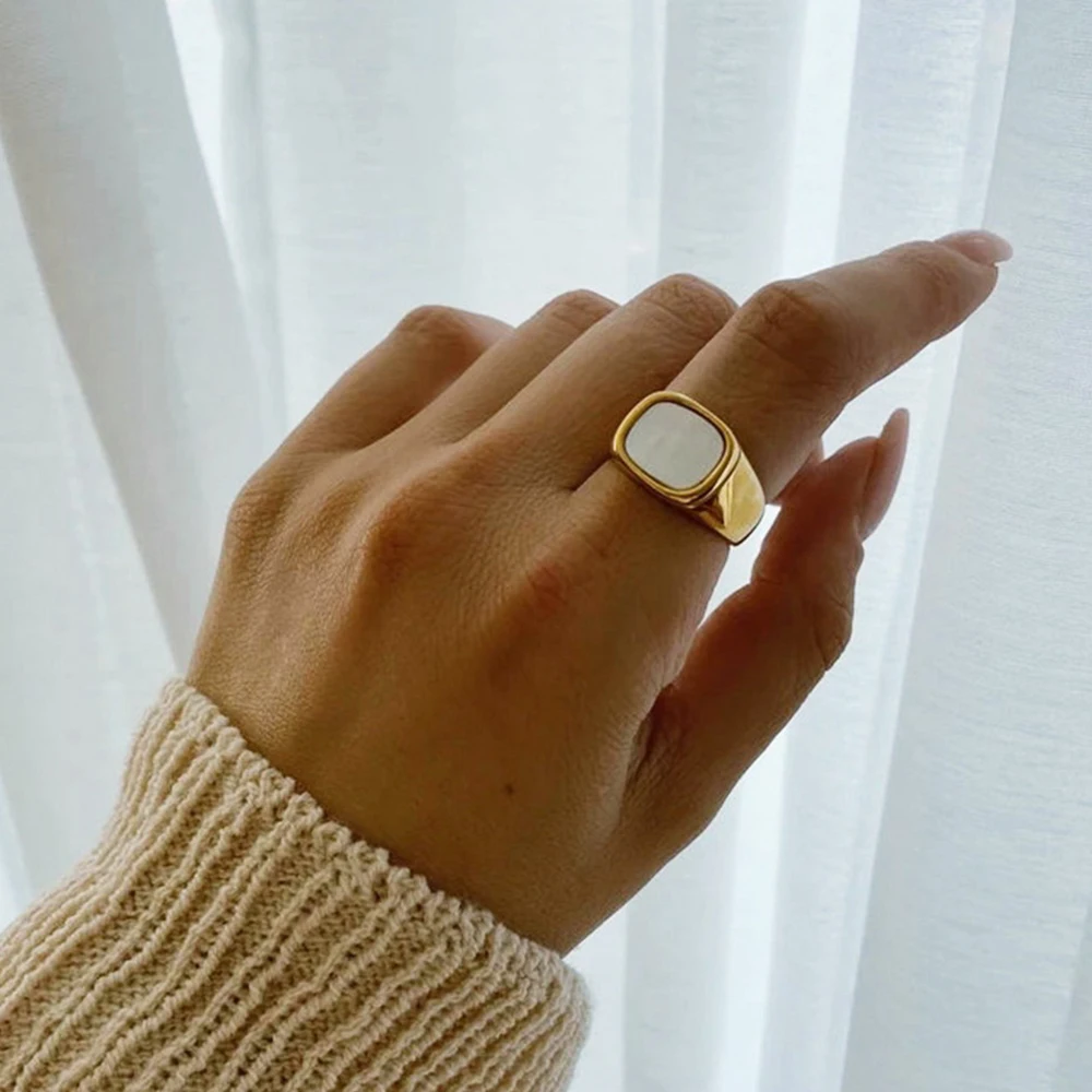 Eclipse Signet Ring