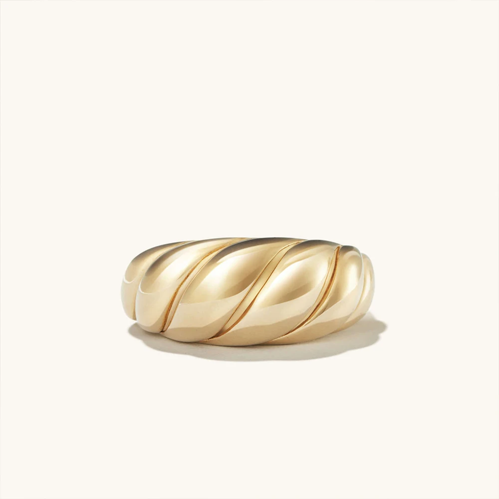 Ribbon Twist Band Ring