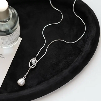 Pearl Loop Lariat Necklace