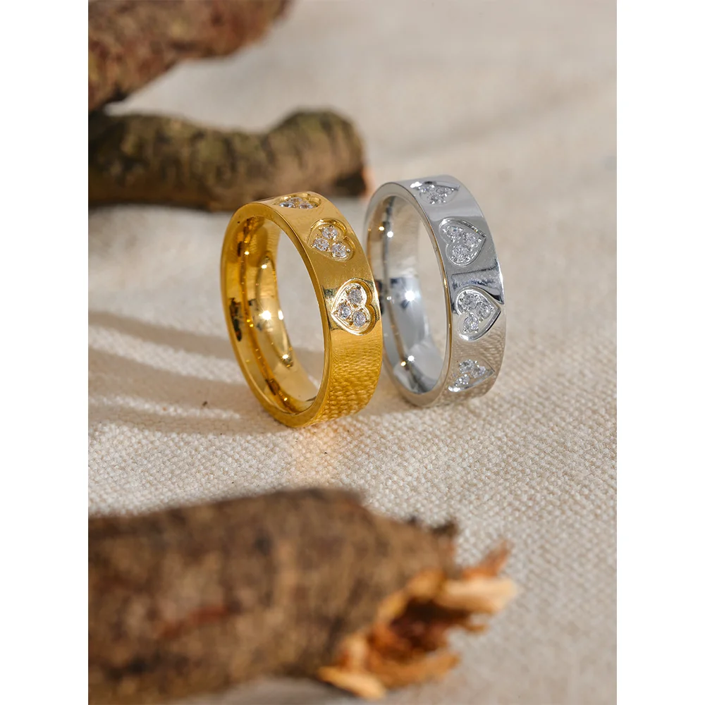 Heartfelt Crystal Ring