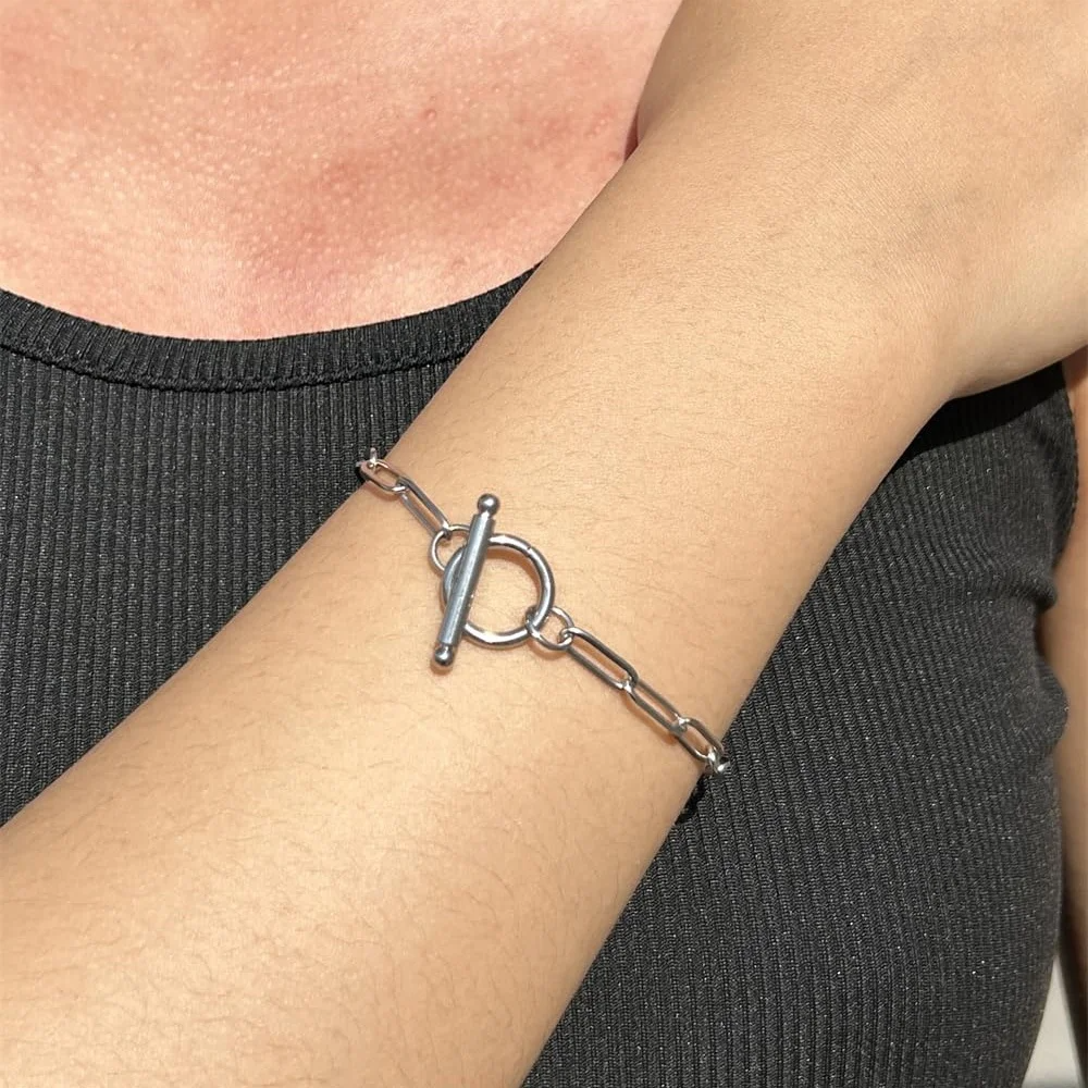Chainlink Toggle Bracelet