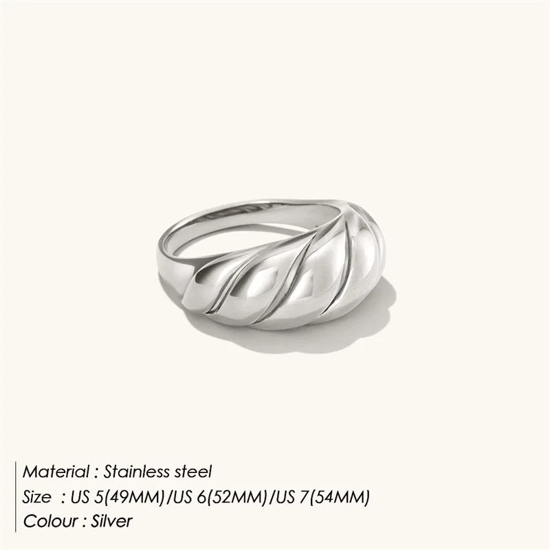 Ribbon Twist Band Ring