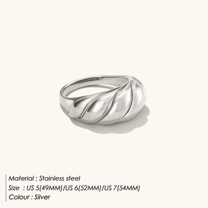 Ribbon Twist Band Ring