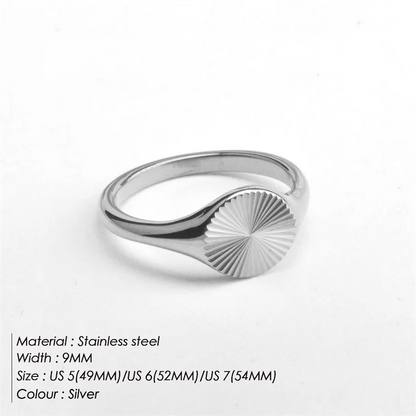 Golden Radiance Sunburst Ring
